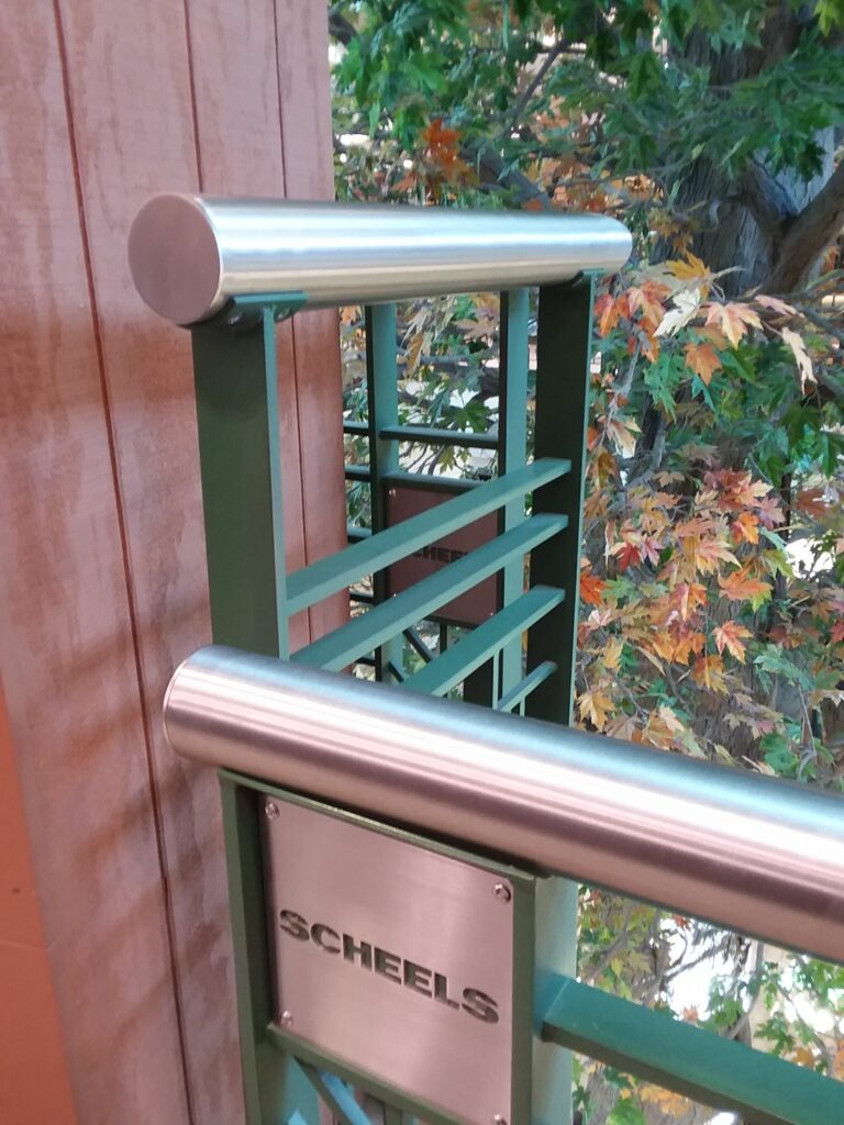 retail-metal-railings